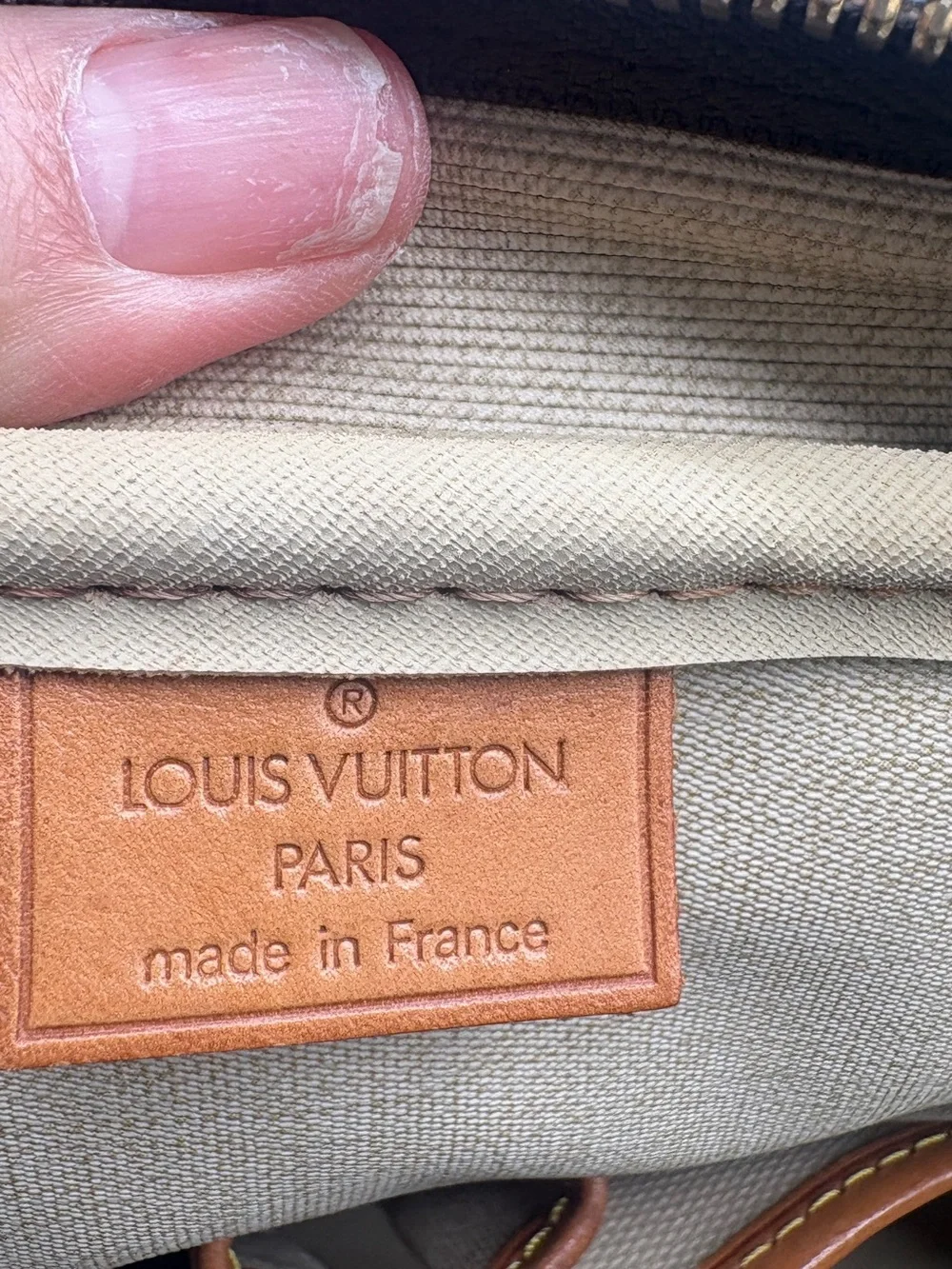 Louis Vuitton Deauville Monogram M47270